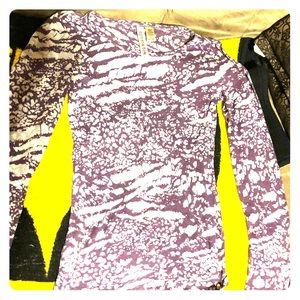 Thin comfy long sleeved shirt by Eyeshadow